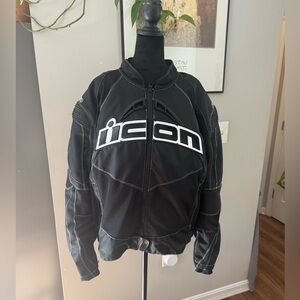 ICON Contra Motorsports Textile Armoured Black
Motorcycle Jacket Size XL